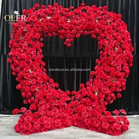 Arche en forme de cœur en soie réaliste super romantique, faite à la main, fleur artificielle pour la décoration de mariage et de la fête des mères