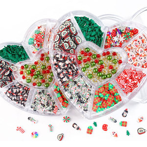 9 décorations d'ongles de Noël en forme de cœur, clochettes de dessin animé en résine, étoiles, sapins de Noël, bonhommes de neige - Product Image 2