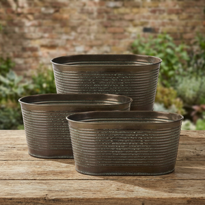 Grande jardinière de finition rustique en métal décoratif en laiton AK pour jardin extérieur - Product Image 1