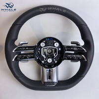 Volant de direction haut de gamme avec finition en fibre de carbone, palettes de changement de vitesse et design de modification intérieure personnalisé