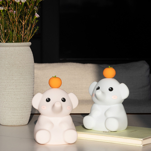 Veilleuse LED rechargeable moderne avec capteur tactile, lampe de nuit en silicone en forme d'éléphant, décoration parfaite pour la chambre d'enfant, cadeau pour la fête des enfants - Product Image 4