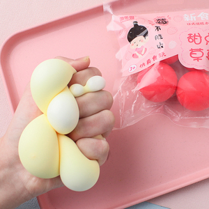 Balle anti-stress souple et colorée au fromage matcha de style japonais pour enfants et adultes, idéale pour les filles - Product Image 3
