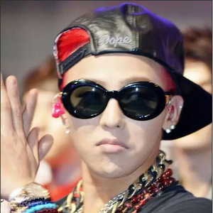 แว่นกันแดดทรงกลมแฟชั่นคลาสสิกดีไซน์หรูหราสไตล์เคิร์ต โคเบน รุ่นใหม่ล่าสุดปี 2022 - Product Image 4