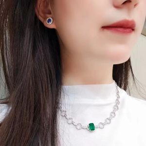 Pendientes de Oro Blanco de 18K con Zafiro Azul Real Natural de Xinfly, Corte Ovalado de 2ct con Halo de Diamantes - Product Image 6