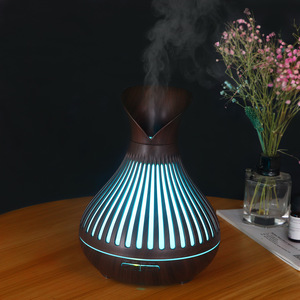เครื่องกระจายกลิ่นอโรมา 500 มล. ลายไม้ พร้อมไฟ LED ใช้ในบ้าน ตั้งโต๊ะ - Product Image 1
