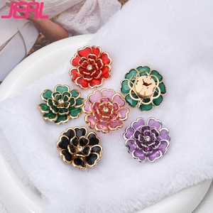 <span class=keywords><strong>Gemelli</strong></span> di Lusso con Fiore da 38MM, Bottoni Decorativi in Metallo di Alta Qualità, Accessori per Abbigliamento - Product Image 1