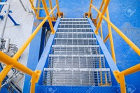 Mains courantes durables et faciles à installer en acier au carbone et en acier inoxydable Garde-corps et mains courantes en acier galvanisé pour rotule d'escalier pour la route