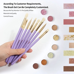 Haute qualité violet cheveux synthétiques <span class=keywords><strong>fard</strong></span> <span class=keywords><strong>à</strong></span> paupières 8 pièces manche en bois cosmétique personnalisé pinceaux de maquillage pour les yeux ensemble - Product Image 4