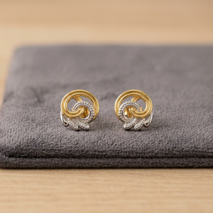 Boucles d'oreilles classiques en or jaune pur 22 carats pour femmes, clous d'oreilles solides pour usage quotidien, design minimaliste - Product Image 4