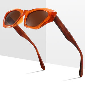 Gafas de Sol para Mujer Wenzhou, Montura Negra TR90, Lentes TAC Polarizadas con Protección UV400 Clase 2, Estilo Moderno para Viajes - Product Image 2