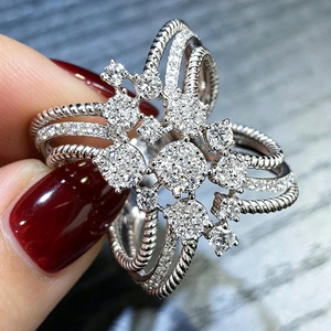 Bague de fiançailles en zircon torsadé multicouche pour femmes, bijoux de luxe pour les doigts - Product Image 2