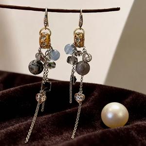 Boucles d'oreilles vintage en alliage plaqué argent antique pour femme, bijoux de fête avec breloque cœur et design à pompon - Product Image 2