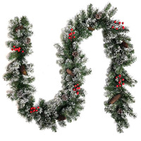 Guirlande de Noël en PVC dense rouge avec lumières, style européen, décorations de porte suspendues, poinsettia, baies et pommes de pin