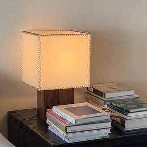 Lámpara de mesa de madera maciza estilo vintage Wabi Sabi E27 con luz LED que cuida la vista para sala de estar, dormitorio, estudio. - Product Image 1