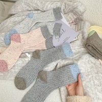 Chaussettes mi-mollet en tricot épais pour femmes, style décontracté, automne-hiver, coréen Dongdaemun, chaudes, en élasthanne/coton, usage quotidien, antidérapantes, jetables