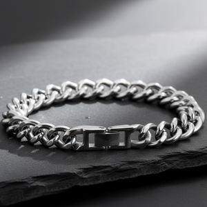 Pulsera de cadena Cubana สร้อยข้อมือสแตนเลสสตีลขนาด21ซม. สีเงิน - Product Image 5