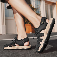 Sandales en cuir à bout fermé pour hommes, légères, confortables, rétro, décontractées, chaussures de plage, grande taille 38 48