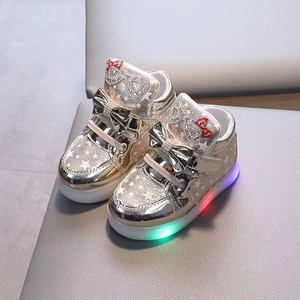 RTS Girls' LED <b>Shoes</b> Spring New Girls' <b>Soft</b>-soled Sneaker-sided Casual Children's Lights <b>Shoes</b> - Product Image 4
