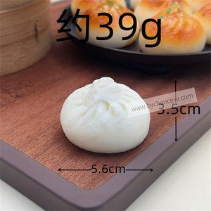 Bollos al vapor fritos ficticios realistas para exhibiciones de museos, decoración de restaurante y fondo de fotografía - Product Image 5