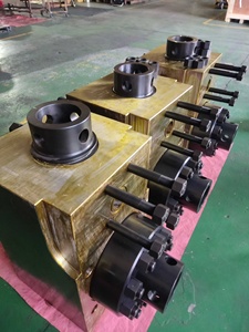 Oilfield Well <b>Drilling</b> Rig Hydraulic <b>Pump</b> End <b>Pump</b> Fluid End Module Vessel Steel - Product Image 3