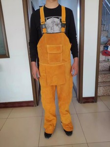 Delantal de cuero de vaca personalizado con abertura para las piernas, resistente al calor y al fuego, ignífugo, <span class=keywords><strong>ropa</strong></span> de trabajo de soldadura, protección para hombres - Product Image 4