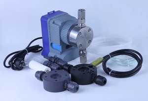 Bomba Dosificadora de Productos Químicos JCM con Control de Pulso para Cloruro, Cabezal de Bomba de PVC, Bomba Dosificadora de 6L - Product Image 3