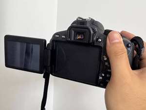 Prix bas pour l'appareil photo hybride <span class=keywords><strong>EOS</strong></span> <span class=keywords><strong>700D</strong></span> Rebel T5i 18,0 MP aps-c CMOS Vidéo Full HD Écran 2 "-3" - Product Image 6