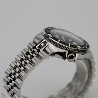 Cadran super lumineux 20ATM NH35 Mouvement 007 Horloge 4H Montres-bracelets en acier inoxydable Verre saphir pour la plongée Bande de 22mm Analogique