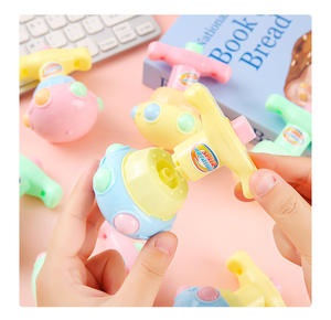 Matériau PVC Couleur Rotation Enfants Lumineux Lotus Top Jouet Intérieur et Extérieur Toupies et Transmetteur - Product Image 5