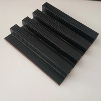 Panneau de plafond en bois-plastique WPC de conception la plus récente / Panneau composite en plastique ignifuge / Panneau mural en PVC imperméable