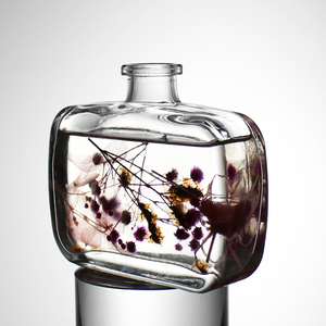 Bouteille en verre Super Flint de 100 ml pour la préparation de <span class=keywords><strong>café</strong></span> froid, <span class=keywords><strong>liqueur</strong></span> ou spiritueux, avec bec verseur étroit et bande de maintien en silicone - Product Image 6