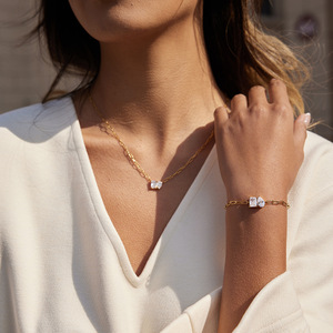 Conjunto de Collar de Cristal con Cadena Dorada y Detalles de Circonio, Joyería para Uso Diario de Mujer - Product Image 3