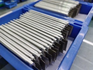 เซลล์แบตเตอรี่ลิเธียมโพลิเมอร์ OEM 400 Wh/kg 450 Wh/kg 3.7V-3.95V เซลล์ 10C-150C 10000mAh 32000mAh ถึง 84000mAh - Product Image 5