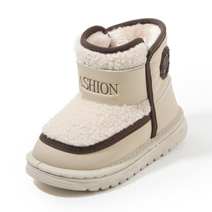 Unisex 2025 invierno zapatos <span class=keywords><strong>de</strong></span> cordero <span class=keywords><strong>de</strong></span> alta calidad botas <span class=keywords><strong>de</strong></span> nieve <span class=keywords><strong>para</strong></span> niños forro polar botón algodón grueso niños niñas tallas medianas y grandes - Product Image 2