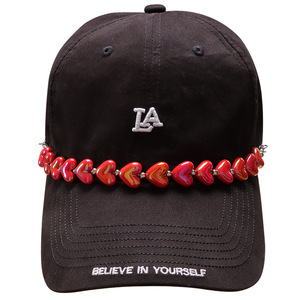 โซ่คล้องหมวกผู้หญิงรูปหัวใจ ชุบโลหะผสม สีรุ้ง ตกแต่งสำหรับฤดูร้อน ปี 2025 ผลิตจากเมืองอี้หวู่ - Product Image 2