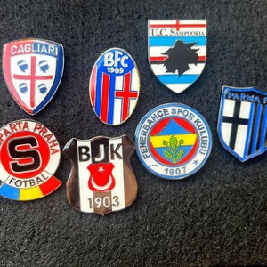 Broche de Aleación de la Juventus de la Bundesliga Serie A para Niños, Insignia, Medalla para Sombrero, Bolso, Decoración, Regalo de Fiesta o Compromiso - Product Image 4