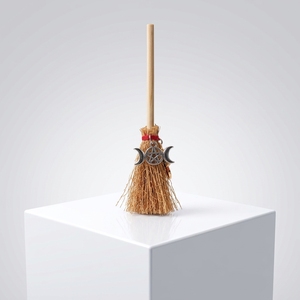 Balai de sorcière magique de 10 cm en gros, thème Halloween, décorations pour la maison, jouets de jeu de rôle pour enfants - Product Image 3