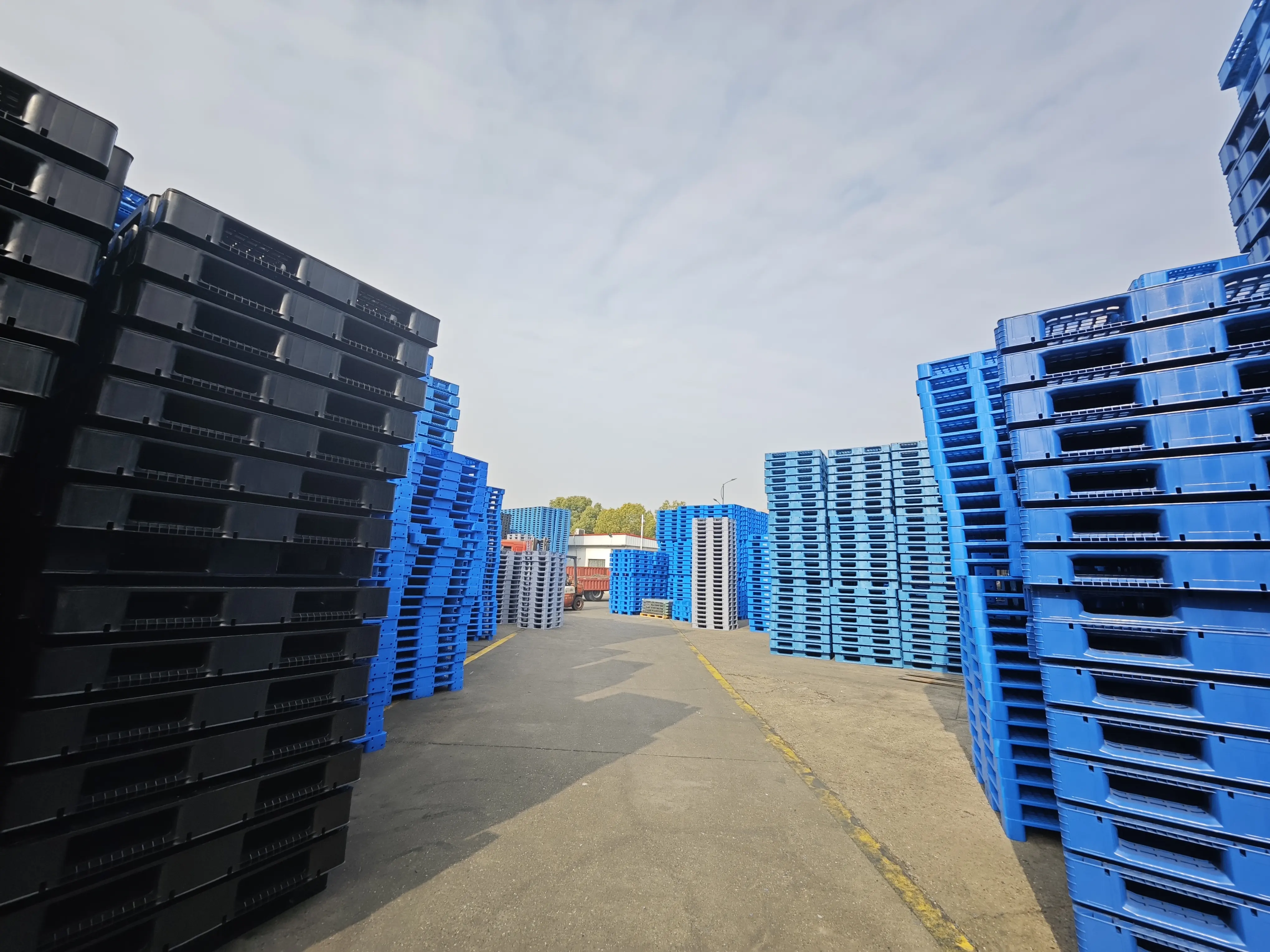 NEXARA Hot Selling HDPE 15kg 1111 1100*1100*155mm Grid Field LogisticsHeavy Duty Euro Plastic Pallet For Transportation