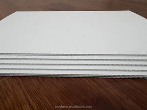 Panneaux alvéolés en PP blanc de 50 cellules avec traitement couronne de <span class=keywords><strong>3</strong></span> <span class=keywords><strong>mm</strong></span>, impression UV pour lit, feuille alvéolée - Product Image 5