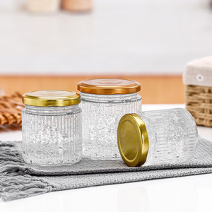 Vente en gros <span class=keywords><strong>Pot</strong></span> à miel <span class=keywords><strong>Pot</strong></span> en verre circulaire transparent avec rayures verticales et couvercle en métal pour conserves - Product Image 3