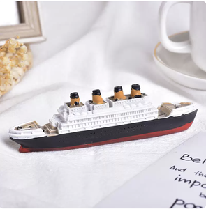 Nouveau modèle du Titanic, navire de croisière multi-ponts, décoration créative pour la maison, navire en résine méditerranéen - Product Image 3