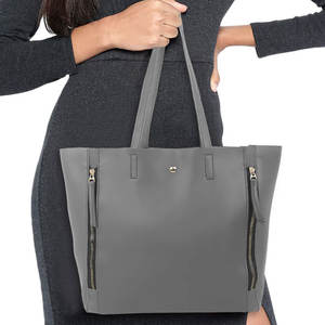 Sac fourre-tout pour femme, sacs à main tendance pour femmes, sacs à bandoulière du Pakistan à prix abordable, sac fourre-tout en vente en ligne à prix raisonnable - Product Image 4