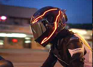 La pegatina de casco personalizada para motocicleta con alto brillo se puede hacer en cualquier forma que desee - Product Image 4