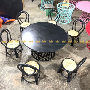 Table d'enfant en rotin multicolore faite à la main-Meubles pour chambres d'enfants, aires de jeux Prix de gros au Vietnam de haute qualité - Product Image 3