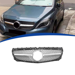 Mercedes-Benz B-Class กระจังหน้า W246สไตล์ท้องฟ้าเต็มไปด้วยดวงดาว ABS ช่องอากาศเข้าสำหรับการอัพเกรดติดตั้ง2012-2014 - Product Image 1