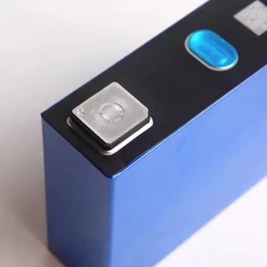 105Ah Lifepo4 Batterie zelle Klasse a EV E LF105 3.2v EU US USA Lager Lithium Prisma tic Li Ion LFP EV - Product Image 4