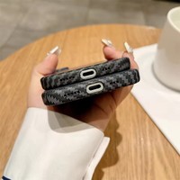 Coque antichoc à motif pour iPhone 17 Pro Max, compatible avec la charge magnétique sans fil pour iPhone 18 Pro Max et iPhone 16 Pro Max