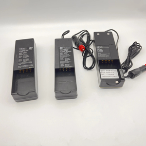 เครื่องชาร์จแบตเตอรี่รีโมทคอนโทรลปั๊มคอนกรีตคุณภาพสูง QA109600 - Product Image 4