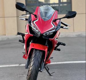 Honda1 CBR400 Streetbike d'occasion, cylindrée 400cc, hauteur de selle 790 mm, accessoires améliorés, apparence neuve 9.9 - Product Image 2