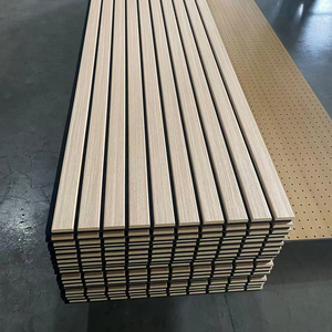 Panneaux muraux en bois à lattes, isolation acoustique en feutre mince personnalisée en usine, bandes de bois enroulées, placage en papier triamine - Product Image 6